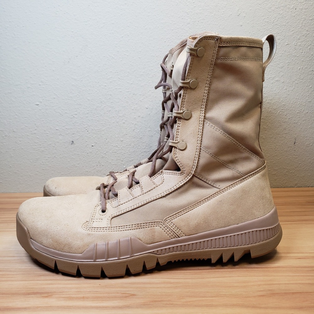 Nike Mens 11.5 SFB 8" Field Boots Tan High Top Tactical Utility Gorpcore Outdoor